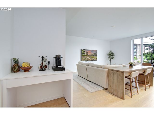 1150 Nw QUIMBY St 204, Portland, OR 97209