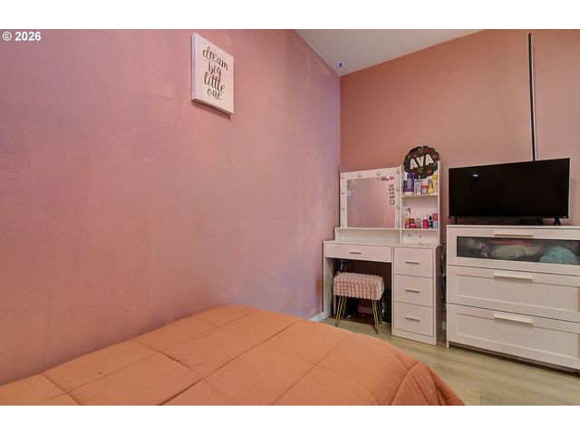 1150 Nw QUIMBY St 204, Portland, OR 97209