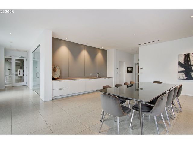 1150 Nw QUIMBY St 204, Portland, OR 97209
