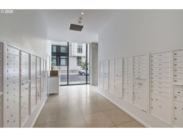 1150 Nw QUIMBY St 204, Portland, OR 97209