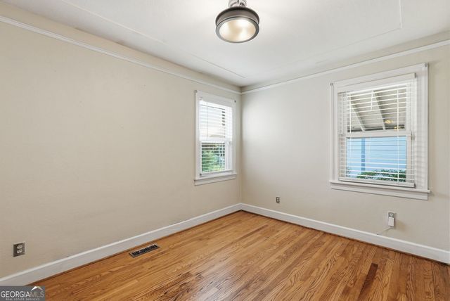 2103 E 37th Street, Savannah, GA 31404
