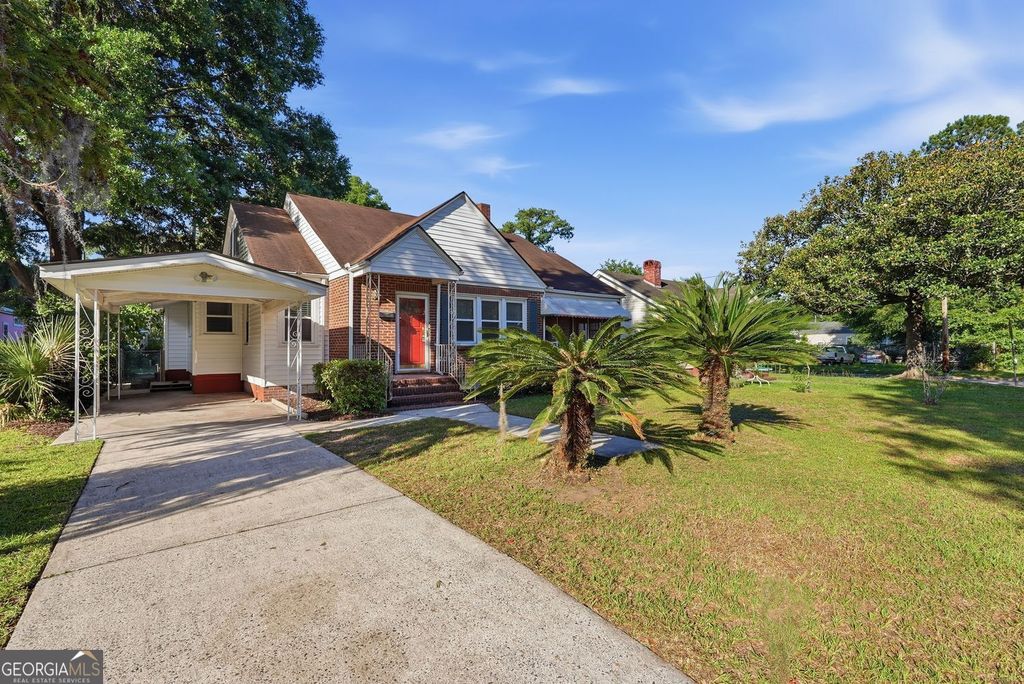 2103 E 37th Street, Savannah, GA 31404
