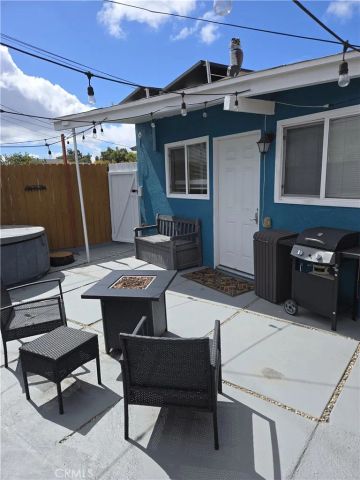 3532 Baltic Avenue, Long Beach, CA 90810