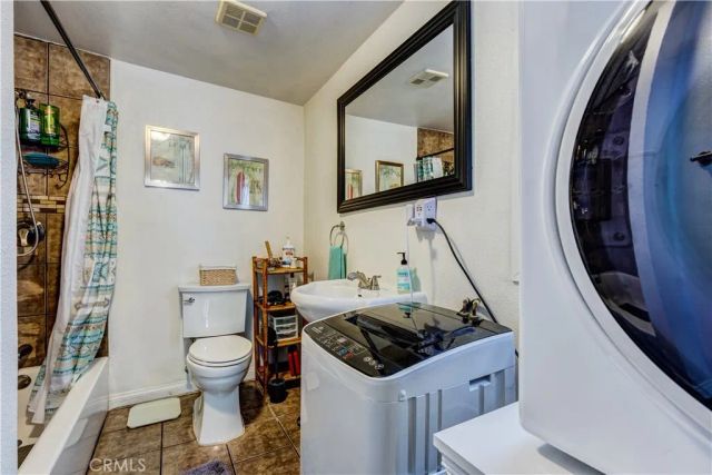 3532 Baltic Avenue, Long Beach, CA 90810
