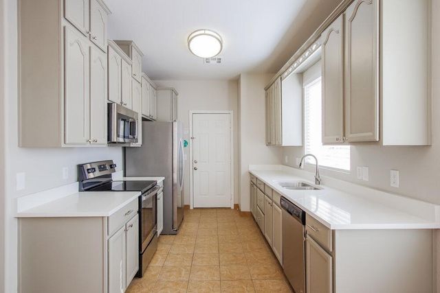 34806 N 31st Avenue, Phoenix, AZ 85086