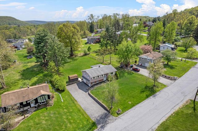 12 Mari Road, Chester, NY 10918