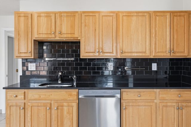 117 Quincy St 2, Quincy, MA 02169