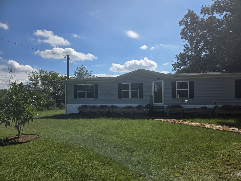 205 Dooley Rd, Ethridge, TN 38456