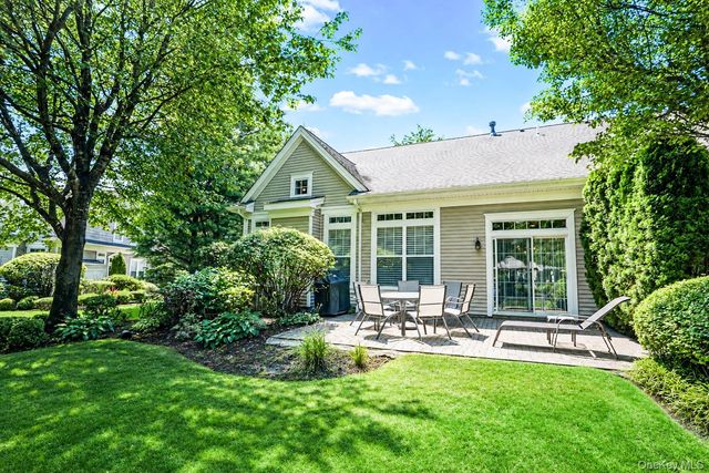 14 Concerto Drive, Lake Grove, NY 11755