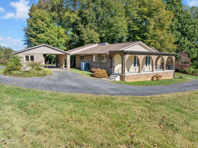 1080 Hidden Valley Road, Kingsport, TN 37663