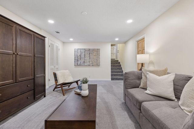 11032 Little Avenue S, Bloomington, MN 55437