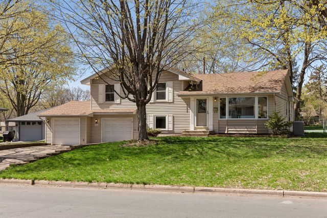 11032 Little Avenue S, Bloomington, MN 55437