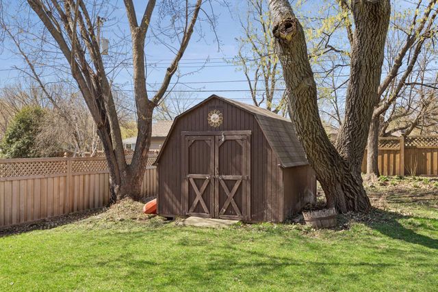 11032 Little Avenue S, Bloomington, MN 55437