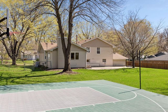 11032 Little Avenue S, Bloomington, MN 55437