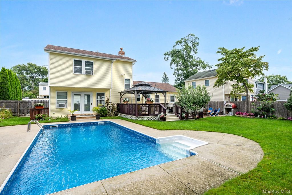 16 12th Street, Ronkonkoma, NY 11779 — photo 4