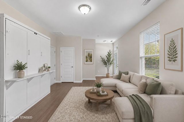 801 Grafton Peak Lane, Apex, NC 27523
