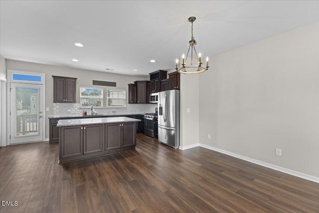 801 Grafton Peak Lane, Apex, NC 27523