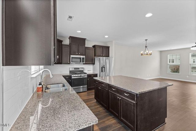 801 Grafton Peak Lane, Apex, NC 27523