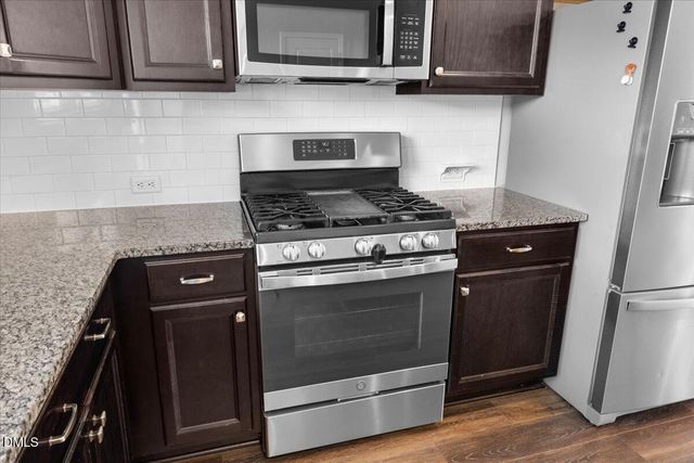 801 Grafton Peak Lane, Apex, NC 27523