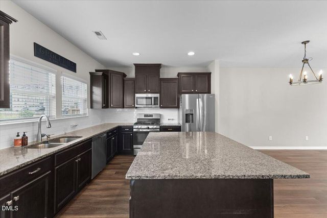 801 Grafton Peak Lane, Apex, NC 27523