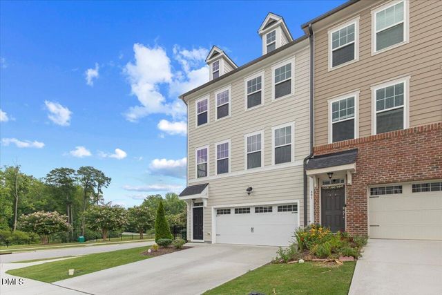 801 Grafton Peak Lane, Apex, NC 27523