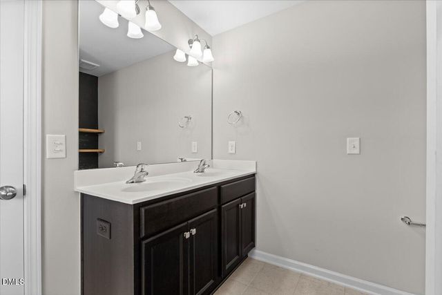 801 Grafton Peak Lane, Apex, NC 27523