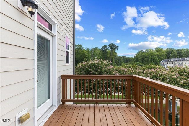 801 Grafton Peak Lane, Apex, NC 27523