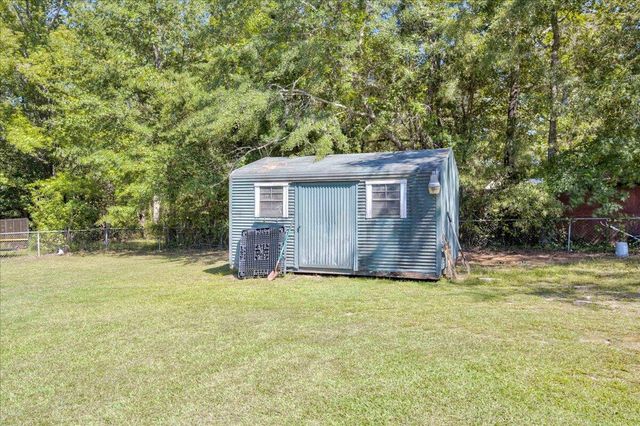 102 Peachtree Street, Wrens, GA 30833
