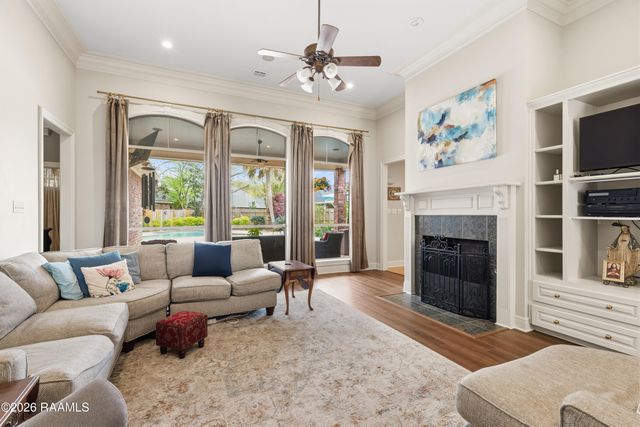 409 Austin Village Boulevard, Lafayette, LA 70508