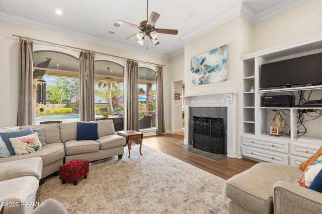 409 Austin Village Boulevard, Lafayette, LA 70508