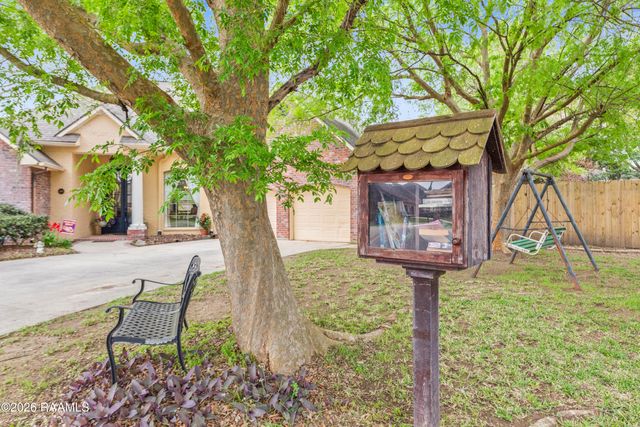 409 Austin Village Boulevard, Lafayette, LA 70508