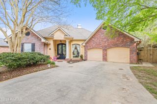409 Austin Village Boulevard, Lafayette, LA 70508