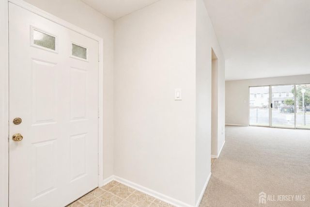29 Lindsey Circle, Old Bridge, NJ 08857