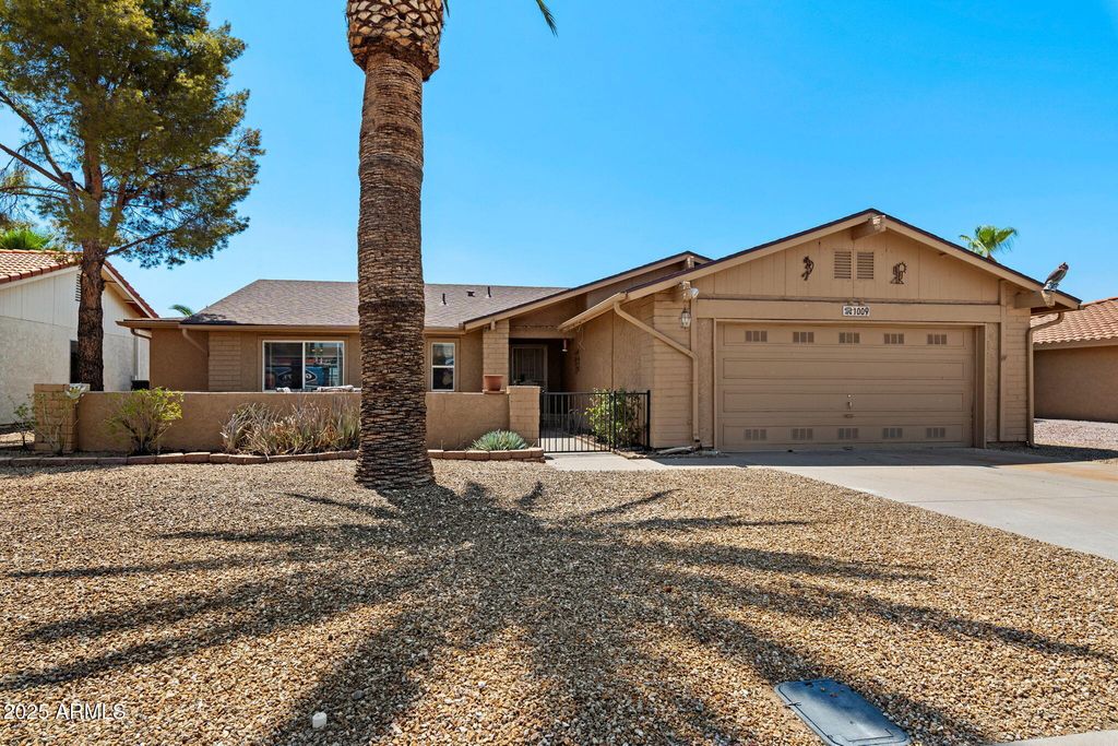 1009 LEISURE WORLD --, Mesa, AZ 85206