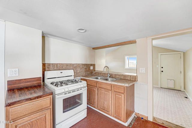 203 N Fulton Street, Ojai, CA 93023