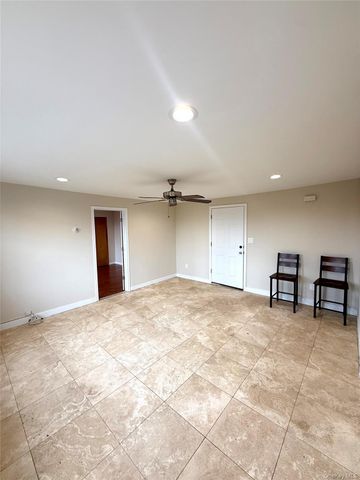 202 N Wellwood Avenue 3, Lindenhurst, NY 11757