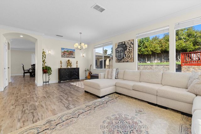 7732 Tennis Ct, Antelope, CA 95843