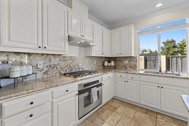 7732 Tennis Ct, Antelope, CA 95843