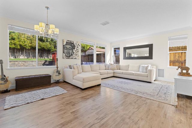 7732 Tennis Ct, Antelope, CA 95843