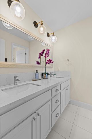 7732 Tennis Ct, Antelope, CA 95843