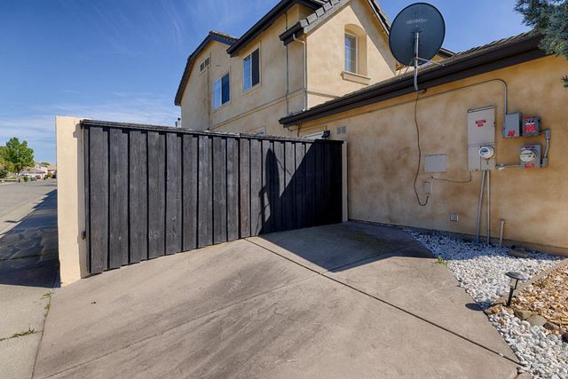 7732 Tennis Ct, Antelope, CA 95843