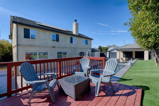 7732 Tennis Ct, Antelope, CA 95843