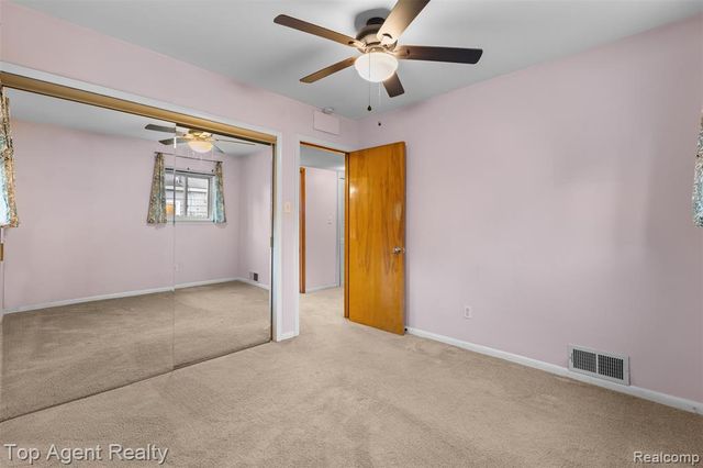 8026 Robert Street, Taylor, MI 48180