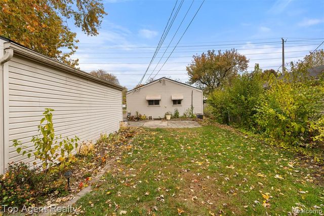 8026 Robert Street, Taylor, MI 48180