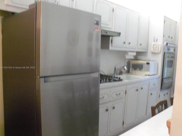 165 NE 203rd Ter 31, Miami Gardens, FL 33179
