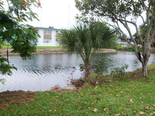 165 NE 203rd Ter 31, Miami Gardens, FL 33179