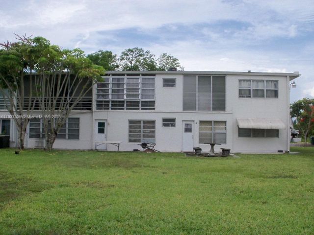 165 NE 203rd Ter 31, Miami Gardens, FL 33179