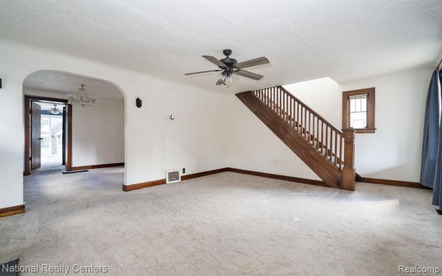 4274 Linda Court, Waterford, MI 48329