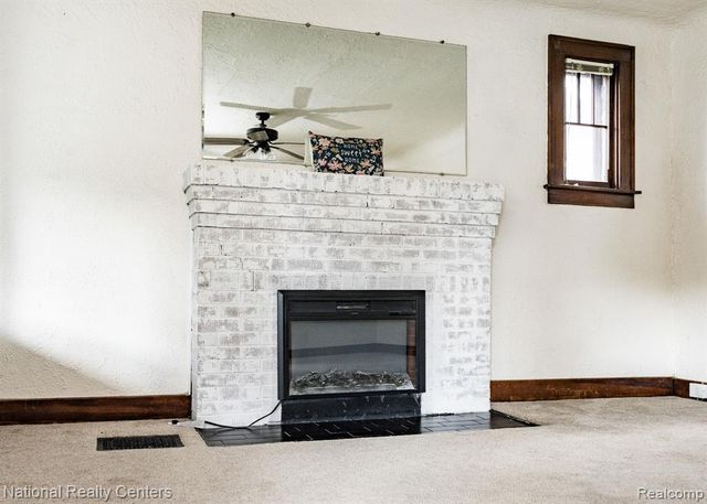 4274 Linda Court, Waterford, MI 48329