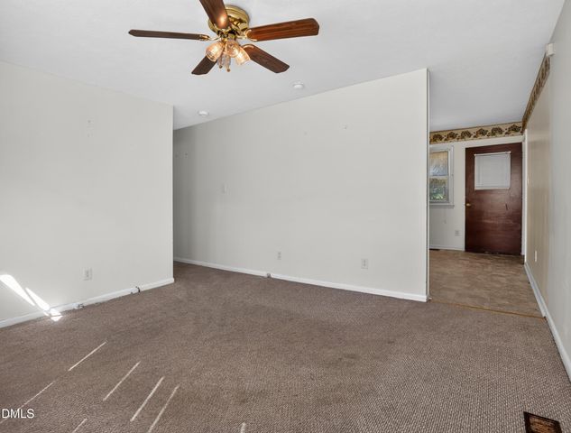 308 Pennsylvania Avenue, Fayetteville, NC 28301